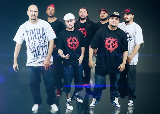 Caos do Subúrbio no clipe É o Rap
